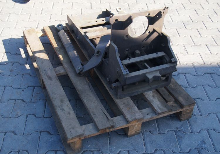 Zaczep Massey Ferguson 3000, 3100, 3600, 8100, 8200 2000 Zaczep dolny HITCH Massey Ferguson , CLAAS - Varuosa - Põllutööseade: pilt 4 Zaczep Massey Ferguson 3000, 3100, 3600, 8100, 8200 2000 Zaczep dolny HITCH Massey Ferguson , CLAAS - Varuosa - Põllutööseade: pilt 4
