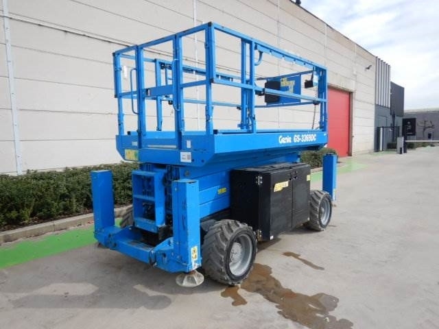 Genie GS3369DC - Käärlift: pilt 2 Genie GS3369DC - Käärlift: pilt 2