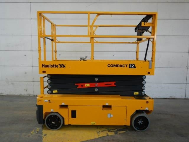 Haulotte Compact 12 AE - Käärlift: pilt 1 Haulotte Compact 12 AE - Käärlift: pilt 1