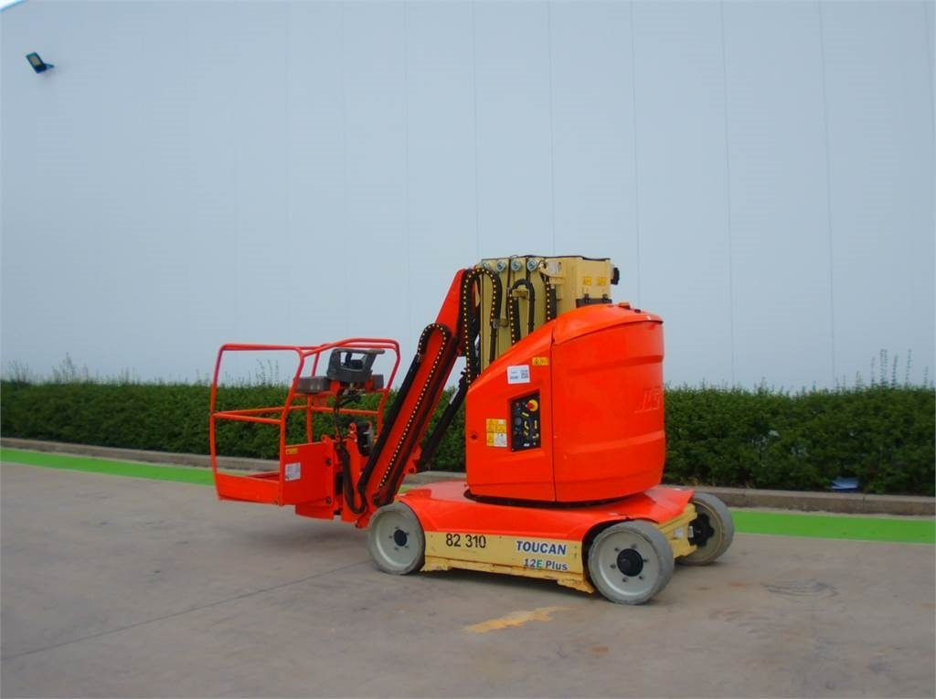 JLG Toucan 12E+ - Masttõstuk: pilt 3 JLG Toucan 12E+ - Masttõstuk: pilt 3