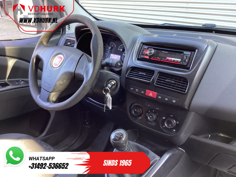 Fiat Dobló Cargo 1.6 MJ 105 pk EXPORT ONLY Airco/ PDC/ Trekhaak - Väike kaubik: pilt 3 Fiat Dobló Cargo 1.6 MJ 105 pk EXPORT ONLY Airco/ PDC/ Trekhaak - Väike kaubik: pilt 3