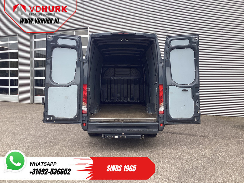 Iveco Daily 35S18V 3.0 180 pk ZF Aut. L2H2 352 EXPORT ONLY 3.5t Trekverm./ Gev.stoel/ Climate/ Camera/ Cruise/ Trekhaak - Kaubik: pilt 5 Iveco Daily 35S18V 3.0 180 pk ZF Aut. L2H2 352 EXPORT ONLY 3.5t Trekverm./ Gev.stoel/ Climate/ Camera/ Cruise/ Trekhaak - Kaubik: pilt 5