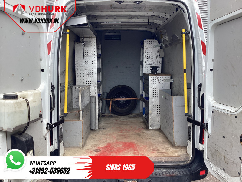 Renault Master 2.3 dCi 135 pk L3H2 DC Dubbel Cabine EXPORT ONLY Navi/ Airco/ Cruise/ Trekhaak - Kaubik, Meeskonnaauto: pilt 5 Renault Master 2.3 dCi 135 pk L3H2 DC Dubbel Cabine EXPORT ONLY Navi/ Airco/ Cruise/ Trekhaak - Kaubik, Meeskonnaauto: pilt 5