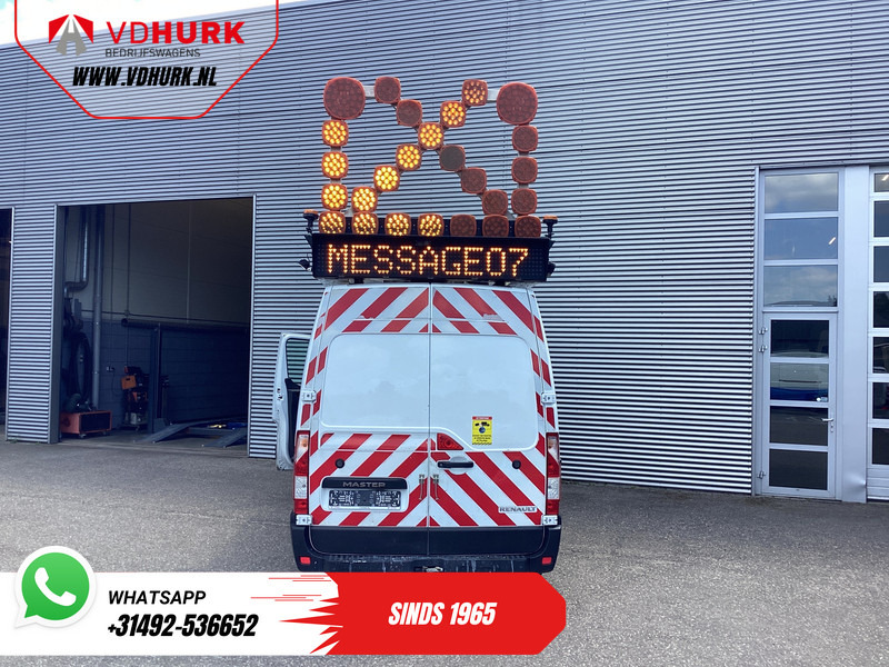Renault Master 2.3 dCi 145 PK L3H2 EXPORT ONLY Chevron/ Safety/ Airco/ Cruise/ Camera /Service Vehicle/ Trekhaak - Kaubik: pilt 5 Renault Master 2.3 dCi 145 PK L3H2 EXPORT ONLY Chevron/ Safety/ Airco/ Cruise/ Camera /Service Vehicle/ Trekhaak - Kaubik: pilt 5