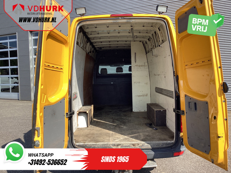 Volkswagen Crafter 32 2.5 TDI 136 pk L3H2 EXPORT ONLY DB Riem V.V./ 2.8t Trekgewicht/ Airco/ 270Gr.Deuren/ Trekhaak - Väike kaubik: pilt 5 Volkswagen Crafter 32 2.5 TDI 136 pk L3H2 EXPORT ONLY DB Riem V.V./ 2.8t Trekgewicht/ Airco/ 270Gr.Deuren/ Trekhaak - Väike kaubik: pilt 5