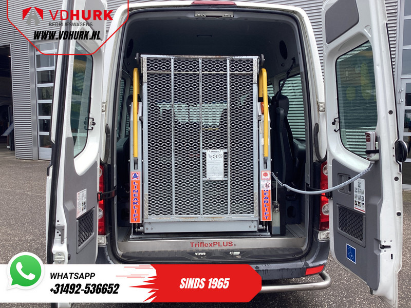 Volkswagen Crafter 35 2.0 TDI L3H2 EXPORT ONLY! €9.559 incl BTW/BPM Rolstoellift/ 9 Pers/ 9P/ Sidebars/ Rearbar/ Airco - Väikebuss, Mikrobuss: pilt 5 Volkswagen Crafter 35 2.0 TDI L3H2 EXPORT ONLY! €9.559 incl BTW/BPM Rolstoellift/ 9 Pers/ 9P/ Sidebars/ Rearbar/ Airco - Väikebuss, Mikrobuss: pilt 5