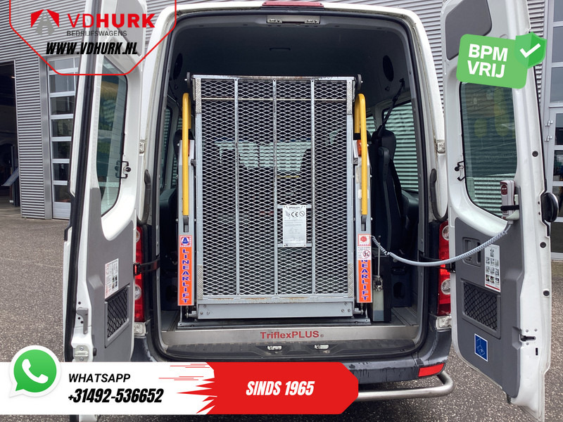 Volkswagen Crafter 35 2.0 TDI L3H2 EXPORT ONLY! €9.559 incl BTW/BPM Rolstoellift/ 9 Pers/ 9P/ Sidebars/ Rearbar/ Airco - Väikebuss, Mikrobuss: pilt 5 Volkswagen Crafter 35 2.0 TDI L3H2 EXPORT ONLY! €9.559 incl BTW/BPM Rolstoellift/ 9 Pers/ 9P/ Sidebars/ Rearbar/ Airco - Väikebuss, Mikrobuss: pilt 5