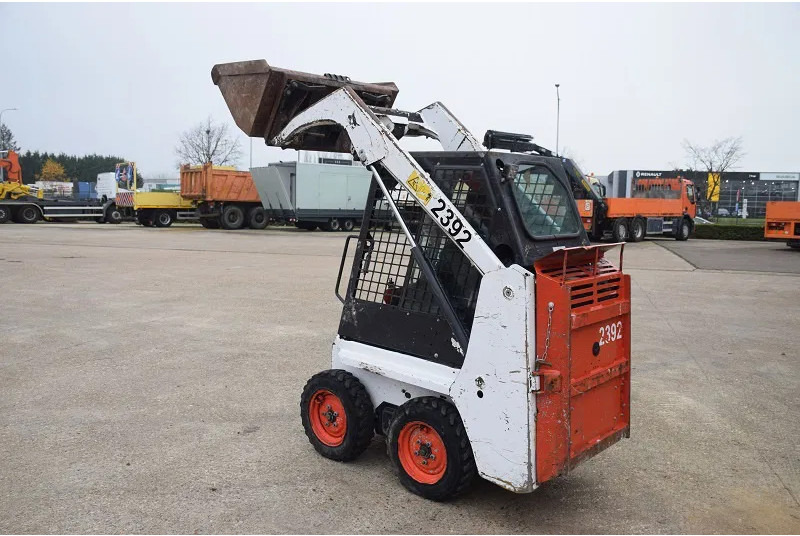 Bobcat S70 - Kompaktlaadur: pilt 4 Bobcat S70 - Kompaktlaadur: pilt 4