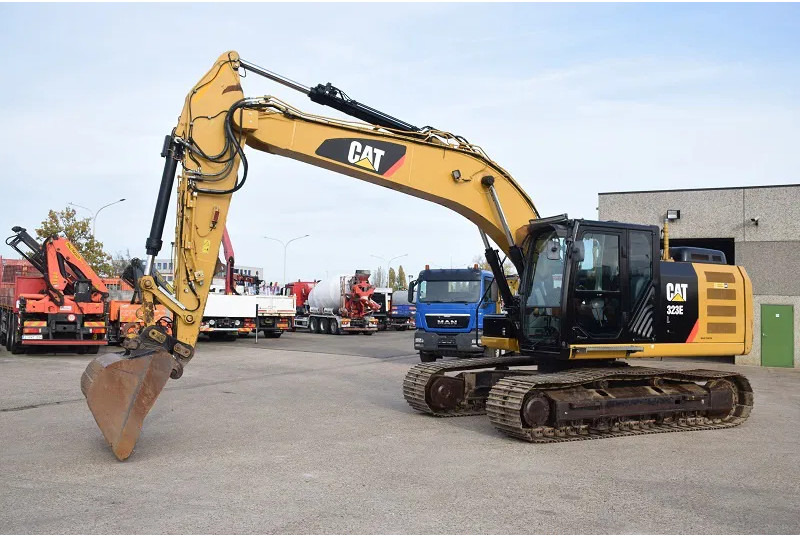 Caterpillar 323E-stock id2 - Lintekskavaator: pilt 4 Caterpillar 323E-stock id2 - Lintekskavaator: pilt 4