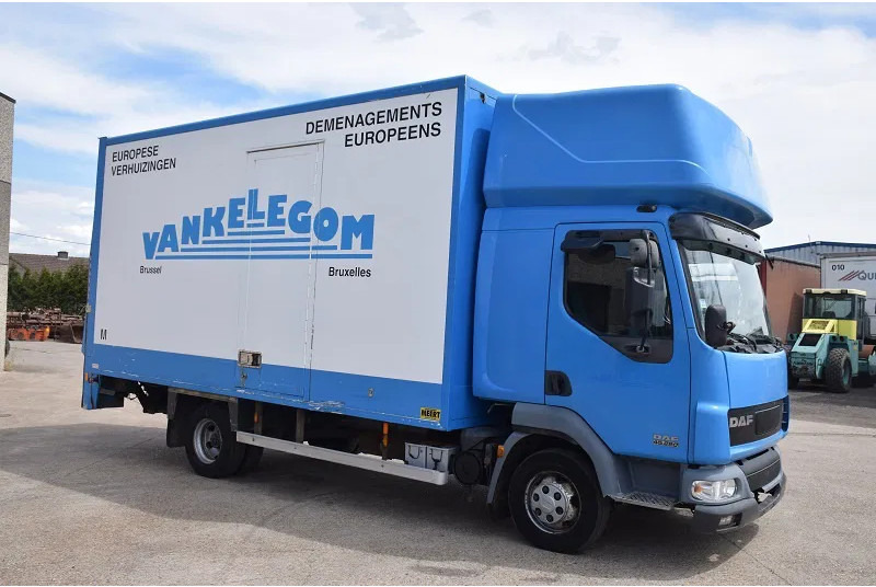 DAF LF 220 LF45 220 - Kasti veoauto: pilt 5 DAF LF 220 LF45 220 - Kasti veoauto: pilt 5