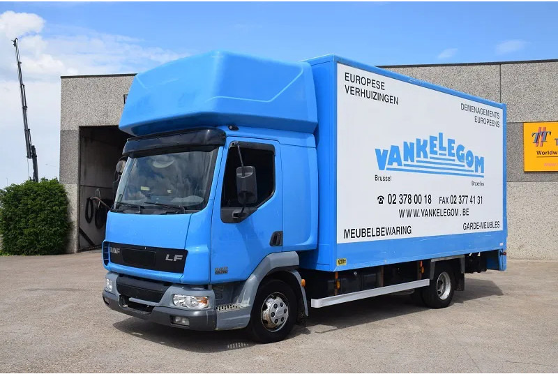 DAF LF 220 LF45 220 - Kasti veoauto: pilt 1 DAF LF 220 LF45 220 - Kasti veoauto: pilt 1