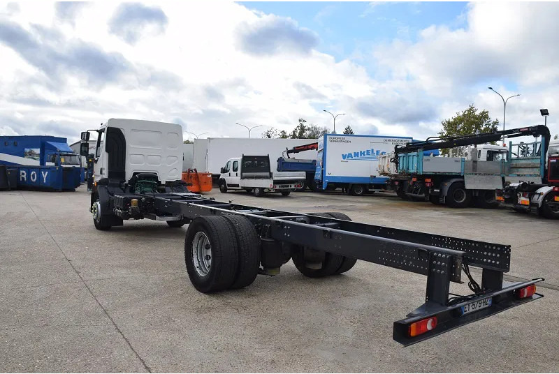 Diversen Volvo FL280 - Kabiinišassiiga veoauto: pilt 5 Diversen Volvo FL280 - Kabiinišassiiga veoauto: pilt 5