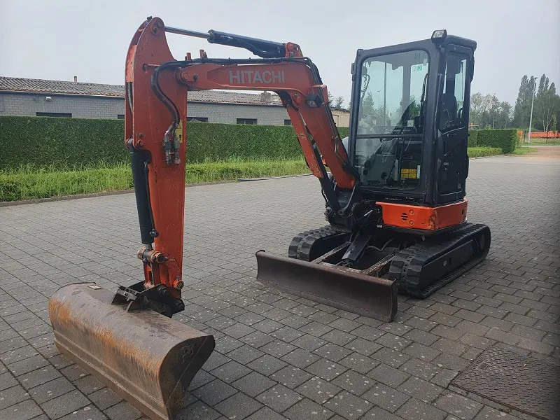 Hitachi ZX33U -5A -CLR - Miniekskavaator: pilt 2 Hitachi ZX33U -5A -CLR - Miniekskavaator: pilt 2