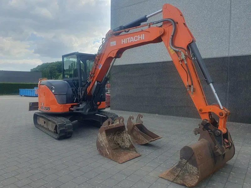 Hitachi ZX65 USB -5 A CLR - Lintekskavaator: pilt 1 Hitachi ZX65 USB -5 A CLR - Lintekskavaator: pilt 1