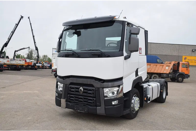 Renault T460 - Sadulveok: pilt 2 Renault T460 - Sadulveok: pilt 2