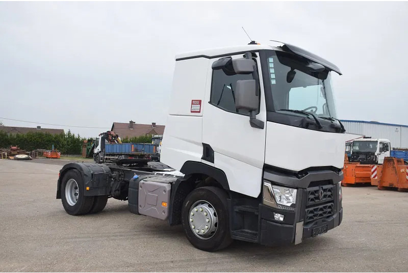 Renault T460 - Sadulveok: pilt 4 Renault T460 - Sadulveok: pilt 4