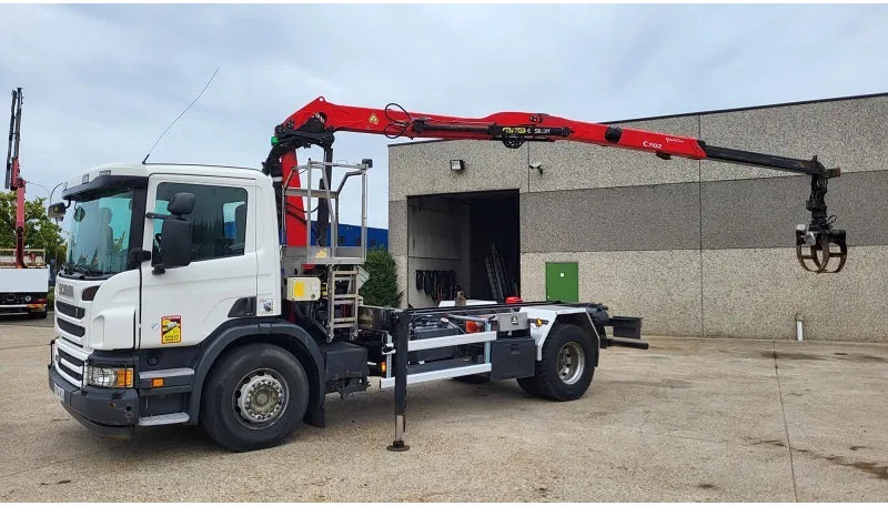 Scania P280 - Kraanaga veoauto: pilt 4 Scania P280 - Kraanaga veoauto: pilt 4