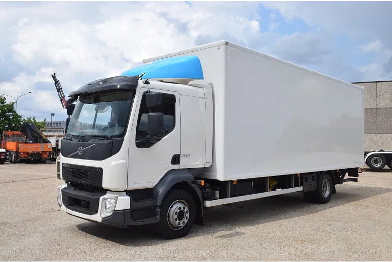 Volvo FL 250 - Kasti veoauto: pilt 1 Volvo FL 250 - Kasti veoauto: pilt 1