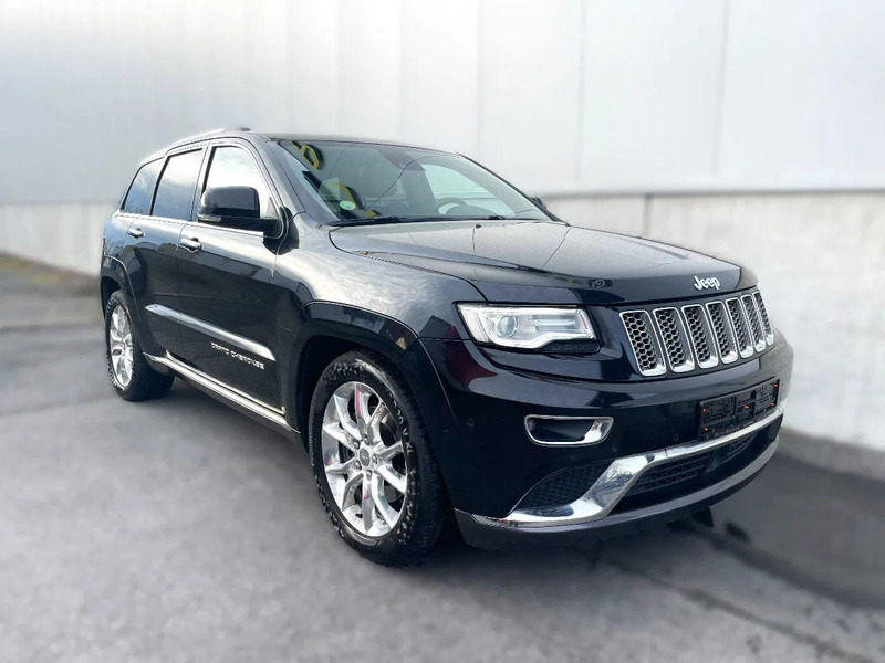 Jeep Grand Cherokee Jeep Grand Cherokee *Export*AHK 2,9t*zetelverw. voor-achter*elektr. zetels*adaptive cruise control - Maastur: pilt 1 Jeep Grand Cherokee Jeep Grand Cherokee *Export*AHK 2,9t*zetelverw. voor-achter*elektr. zetels*adaptive cruise control - Maastur: pilt 1