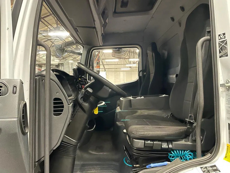 Mercedes-Benz Atego 1621 *Palfinger kraan*Containersysteem*luchtvering achteras*bluetooth - Konkstõstukiga veoauto, Kraanaga veoauto: pilt 3 Mercedes-Benz Atego 1621 *Palfinger kraan*Containersysteem*luchtvering achteras*bluetooth - Konkstõstukiga veoauto, Kraanaga veoauto: pilt 3