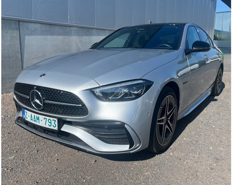 Mercedes-Benz C-Klasse C300e Sedan*AMG PAKKET*NIGHT PAKKET*HEADUPDISPL*360°CAM* - Sedaan: pilt 1 Mercedes-Benz C-Klasse C300e Sedan*AMG PAKKET*NIGHT PAKKET*HEADUPDISPL*360°CAM* - Sedaan: pilt 1