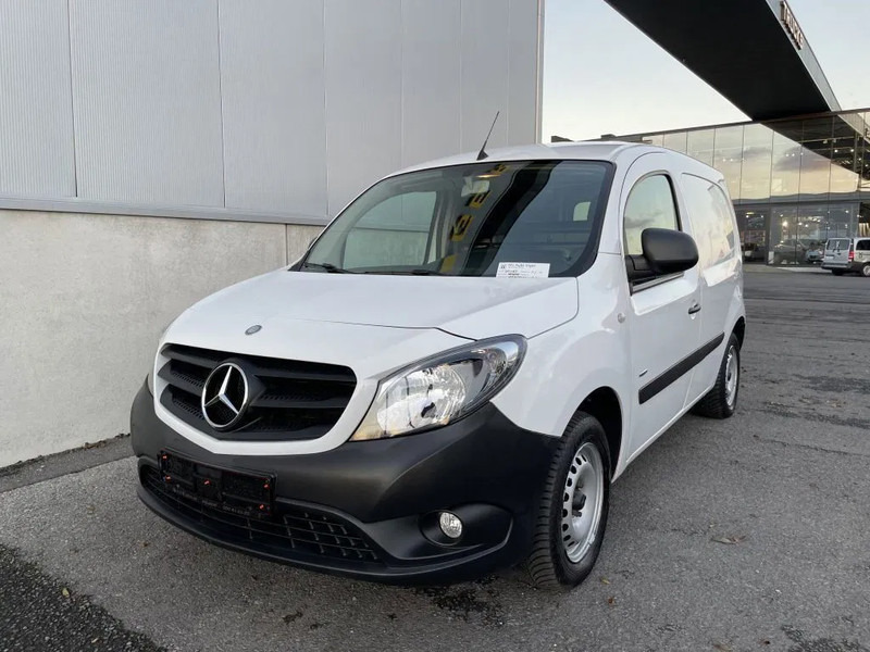 Mercedes-Benz Citan 109 CDI *Navigatie*Airco*Buitenspiegels verwarmd&elektr. verstelbaar - Väike kaubik: pilt 1 Mercedes-Benz Citan 109 CDI *Navigatie*Airco*Buitenspiegels verwarmd&elektr. verstelbaar - Väike kaubik: pilt 1