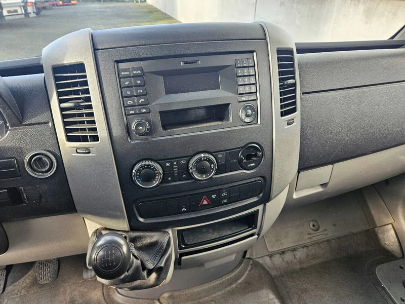 Mercedes-Benz Sprinter 313 - Tarbesõiduk külmik: pilt 5 Mercedes-Benz Sprinter 313 - Tarbesõiduk külmik: pilt 5