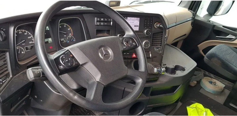 Mercedes-Benz Actros 1842 MLS - Sadulveok: pilt 3 Mercedes-Benz Actros 1842 MLS - Sadulveok: pilt 3