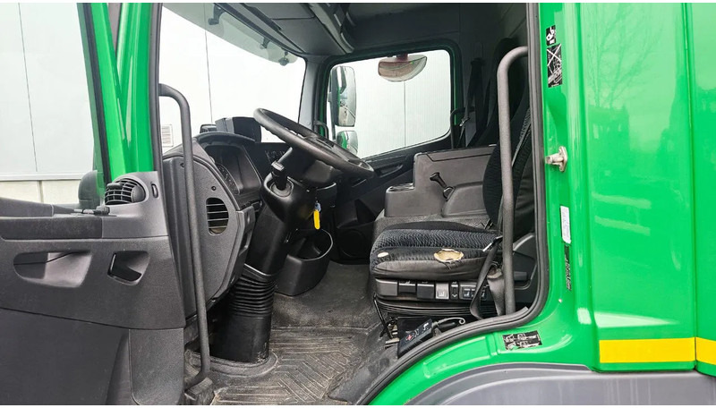 Mercedes-Benz Atego 1018 *L*Achteruitrijcamera*Automaat*Airco*Dhollandia Laadbrug*7149cm - Veoauto: pilt 3 Mercedes-Benz Atego 1018 *L*Achteruitrijcamera*Automaat*Airco*Dhollandia Laadbrug*7149cm - Veoauto: pilt 3