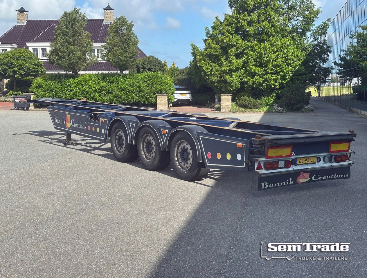 Burg BPO 13-27 Ccxlx 40" Galvanised Super Chassis SAF Axles Disc Brakes 2x Lift Axles 3 Pieces IN Stock Super Condition - Konteinerveduk/ Tõstukiga poolhaagis: pilt 2 Burg BPO 13-27 Ccxlx 40" Galvanised Super Chassis SAF Axles Disc Brakes 2x Lift Axles 3 Pieces IN Stock Super Condition - Konteinerveduk/ Tõstukiga poolhaagis: pilt 2
