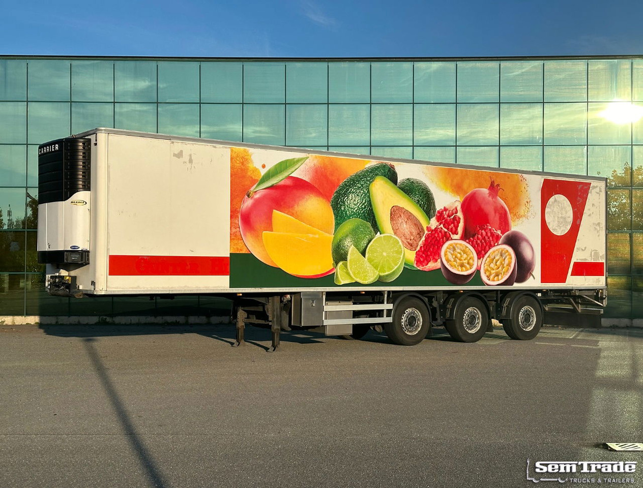 Chereau Renders Carrier Maxima 1300 2X Steering Axle 1X Lift Axle Disc Brakes - Külmutiga poolhaagis: pilt 1 Chereau Renders Carrier Maxima 1300 2X Steering Axle 1X Lift Axle Disc Brakes - Külmutiga poolhaagis: pilt 1