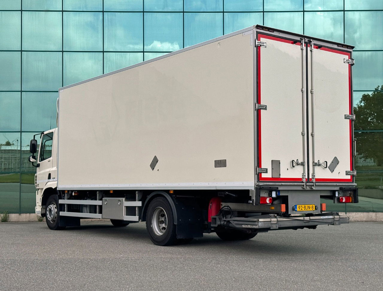 DAF CF 290 - Külmutiga veoauto: pilt 2 DAF CF 290 - Külmutiga veoauto: pilt 2