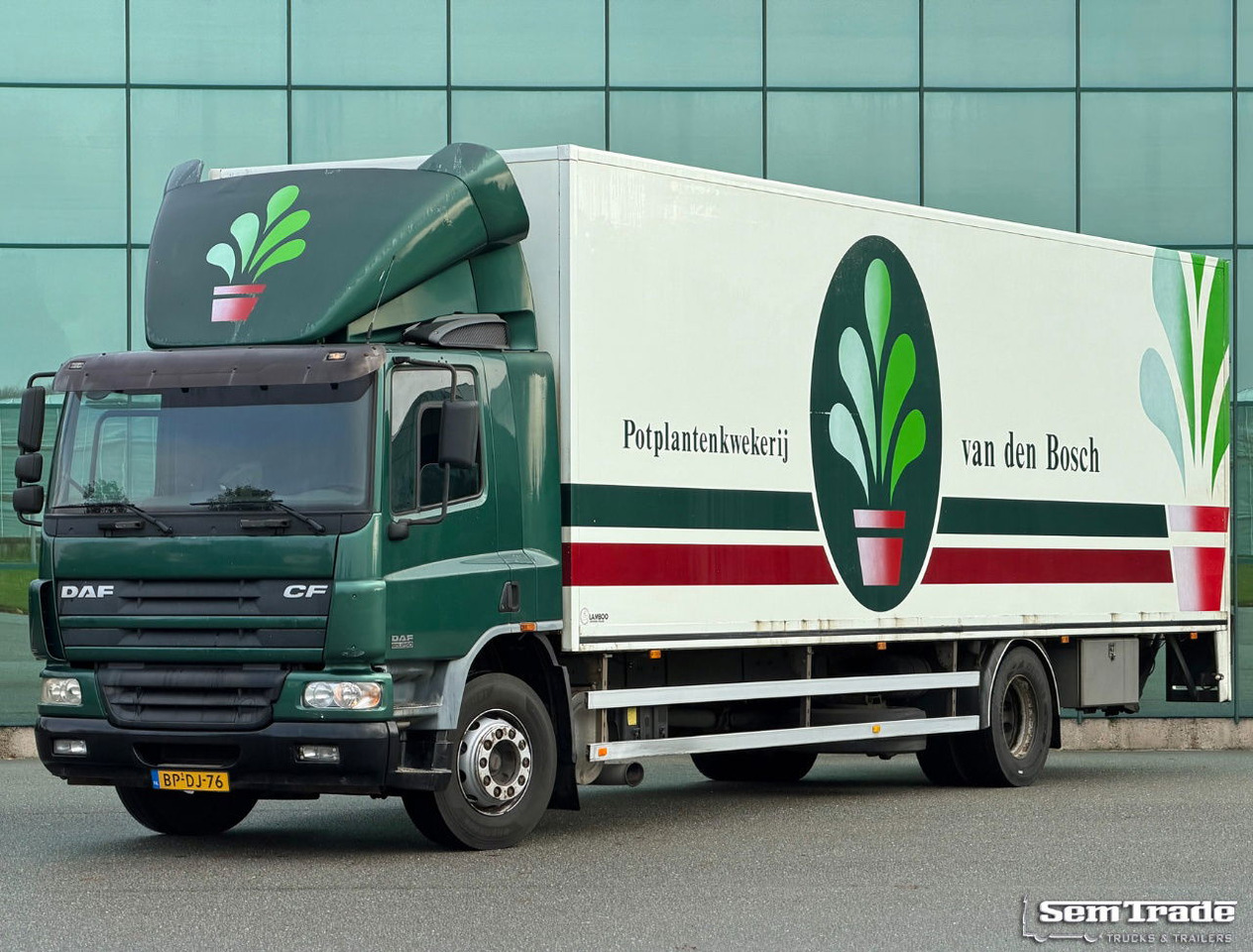 DAF CF 65.250 Euro 3 Manual Gearbox Lamboo Isolated BOX + Heater 970x250x270 CM Inside Tail Lift Holland-Truck - Kasti veoauto: pilt 1 DAF CF 65.250 Euro 3 Manual Gearbox Lamboo Isolated BOX + Heater 970x250x270 CM Inside Tail Lift Holland-Truck - Kasti veoauto: pilt 1