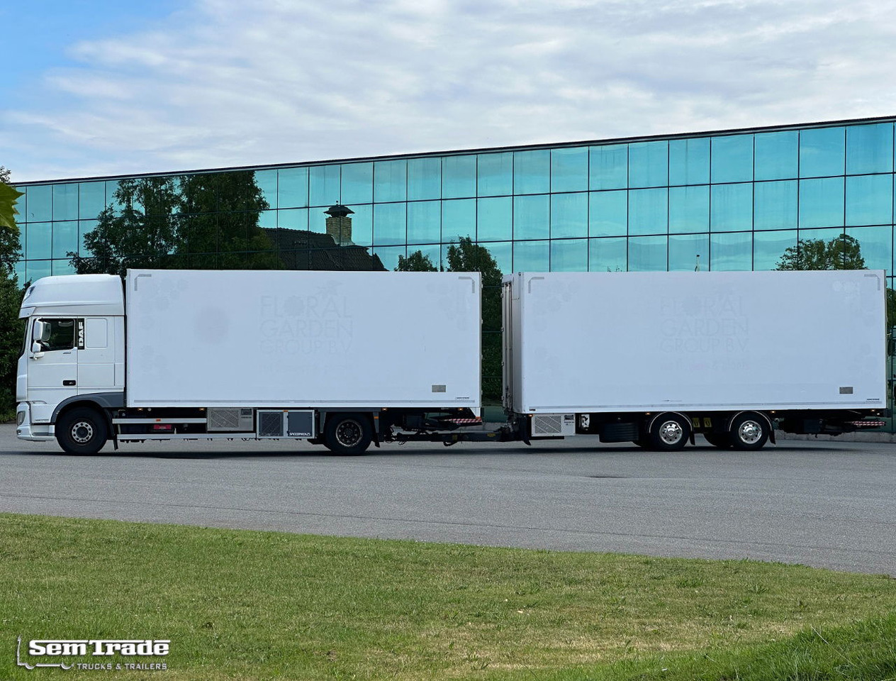 DAF XF 460 SSC Only 636.000 KM Tail Lift Cooling TOP Condition Holland-Combi - Külmutiga veoauto: pilt 2 DAF XF 460 SSC Only 636.000 KM Tail Lift Cooling TOP Condition Holland-Combi - Külmutiga veoauto: pilt 2