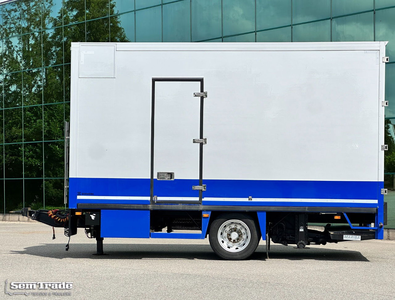 Floor Flma-10 Carrier Cooling 2X Side Door Tail Lift Disc Brakes Holland-Trailer - Külmikjärelhaagis: pilt 2 Floor Flma-10 Carrier Cooling 2X Side Door Tail Lift Disc Brakes Holland-Trailer - Külmikjärelhaagis: pilt 2