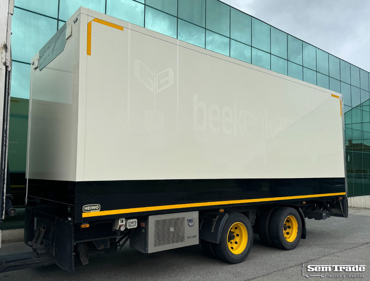 HTF Heiwo Isolated BOX TRS Cooling Tail Lift Holland-Trailer - Külmikjärelhaagis: pilt 1 HTF Heiwo Isolated BOX TRS Cooling Tail Lift Holland-Trailer - Külmikjärelhaagis: pilt 1