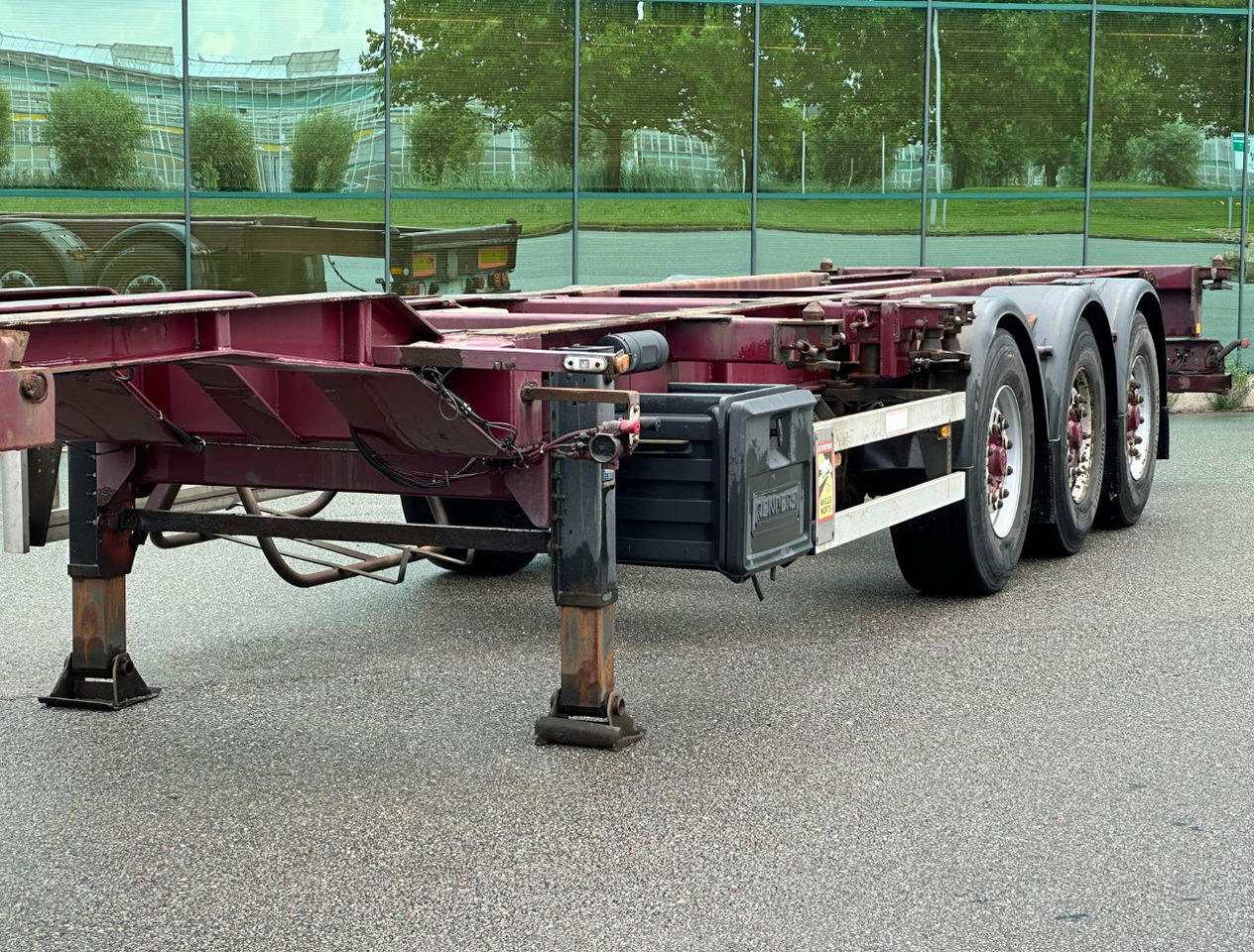 Konteinerveduk/ Tõstukiga poolhaagis Renders ROC 12.27 CC Back Slider Lift Axle Disc Brakes Belgium-Trailer 2 Pieces: pilt 9