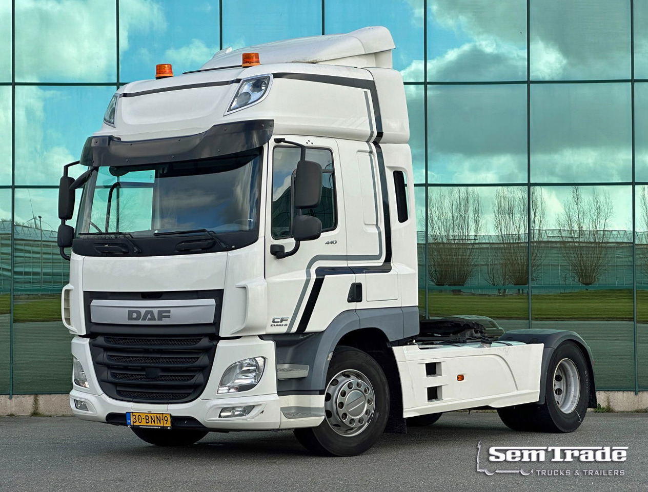 DAF CF 440 FT Space CAB 2x Tanks 766.000 KM TOP Condition NL Truck 2 Similar Pie - Sadulveok: pilt 1 DAF CF 440 FT Space CAB 2x Tanks 766.000 KM TOP Condition NL Truck 2 Similar Pie - Sadulveok: pilt 1