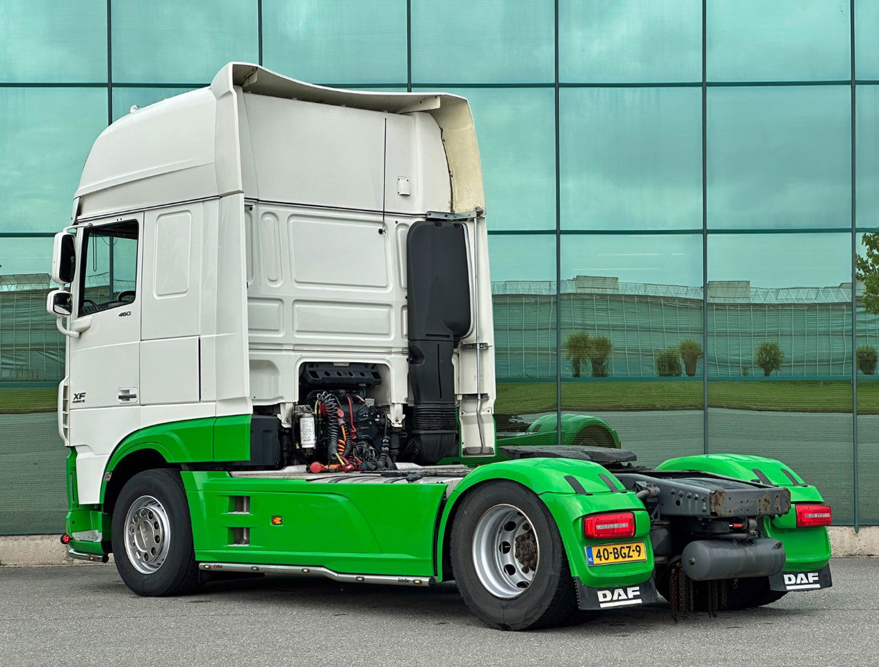 DAF XF 460 FT SSC 684.000 KM TRS Genset NEW Tacho Full Options TOP Condition NL - Sadulveok: pilt 3 DAF XF 460 FT SSC 684.000 KM TRS Genset NEW Tacho Full Options TOP Condition NL - Sadulveok: pilt 3