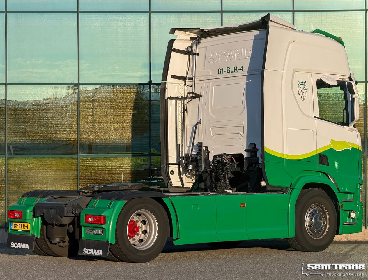 Scania R410 Retarder 2x Tanks 775.000 KM TOP Condition NL-Truck - Sadulveok: pilt 4 Scania R410 Retarder 2x Tanks 775.000 KM TOP Condition NL-Truck - Sadulveok: pilt 4