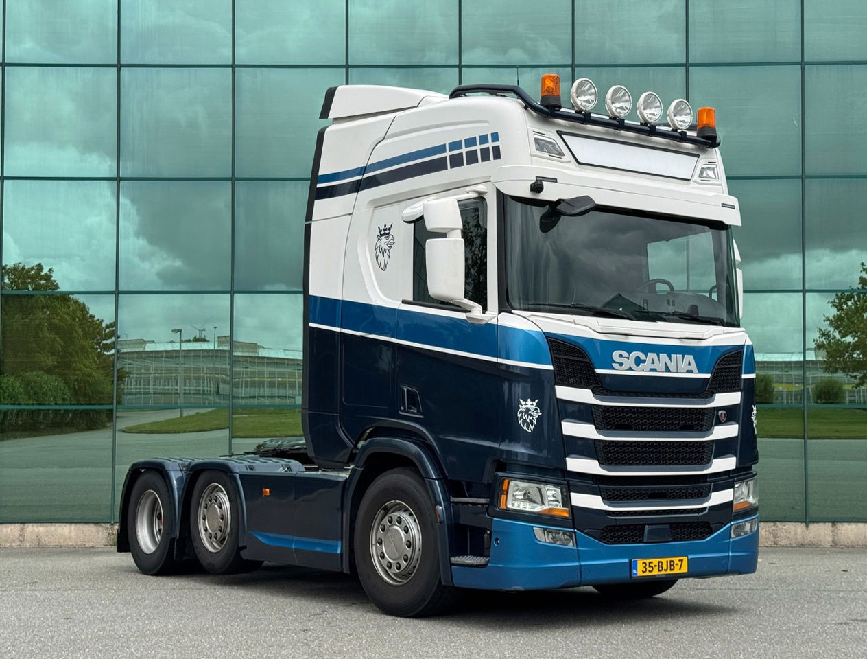 Scania R450 NGS 6X2 Retarder 2x Tanks TOP Condition NL Truck - Sadulveok: pilt 5 Scania R450 NGS 6X2 Retarder 2x Tanks TOP Condition NL Truck - Sadulveok: pilt 5