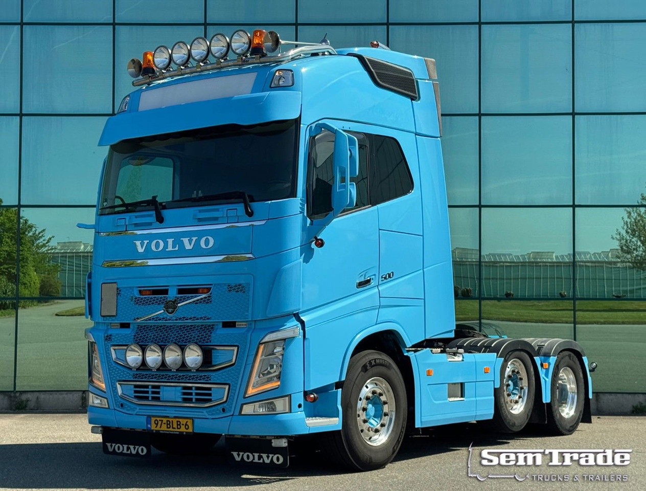 Volvo FH 500 6X2 Full AIR 671.000 KM 2x Tanks TOP Condition NL Truck - Sadulveok: pilt 1 Volvo FH 500 6X2 Full AIR 671.000 KM 2x Tanks TOP Condition NL Truck - Sadulveok: pilt 1