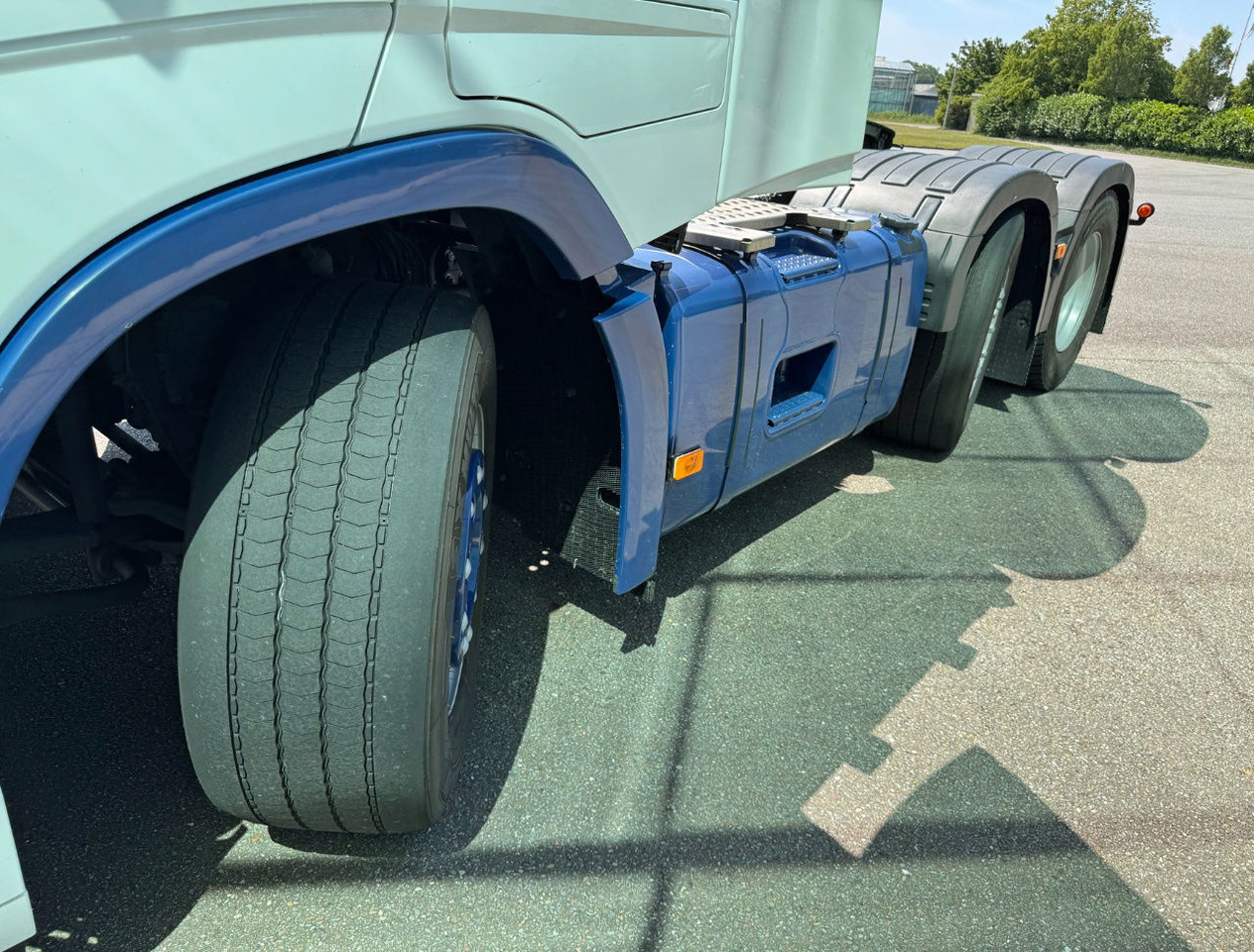 Sadulveok Volvo FH 500 6X2 Globetrotter 2x Tanks Only 667.000 KM Super Condition NL Truck: pilt 24