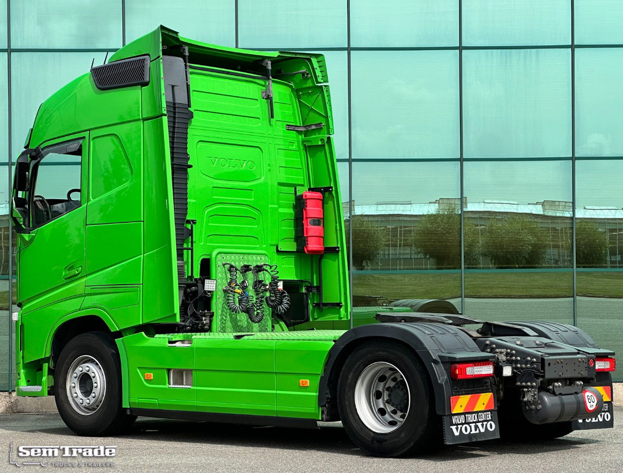 Volvo FH 500 I-Park Cool 2X Tanks 699.000 KM TOP Condition Belgium-Truck - Sadulveok: pilt 3 Volvo FH 500 I-Park Cool 2X Tanks 699.000 KM TOP Condition Belgium-Truck - Sadulveok: pilt 3