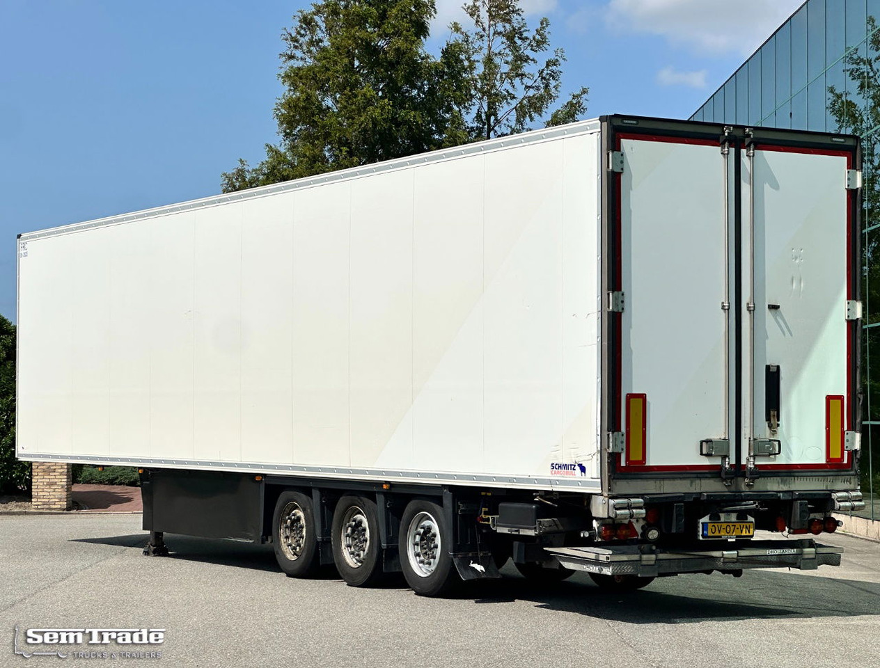 Schmitz Cargobull SCBS3B Carrier Vector 1550 Tail Lift 275 CM High Inside TOP Condition - Külmutiga poolhaagis: pilt 3 Schmitz Cargobull SCBS3B Carrier Vector 1550 Tail Lift 275 CM High Inside TOP Condition - Külmutiga poolhaagis: pilt 3