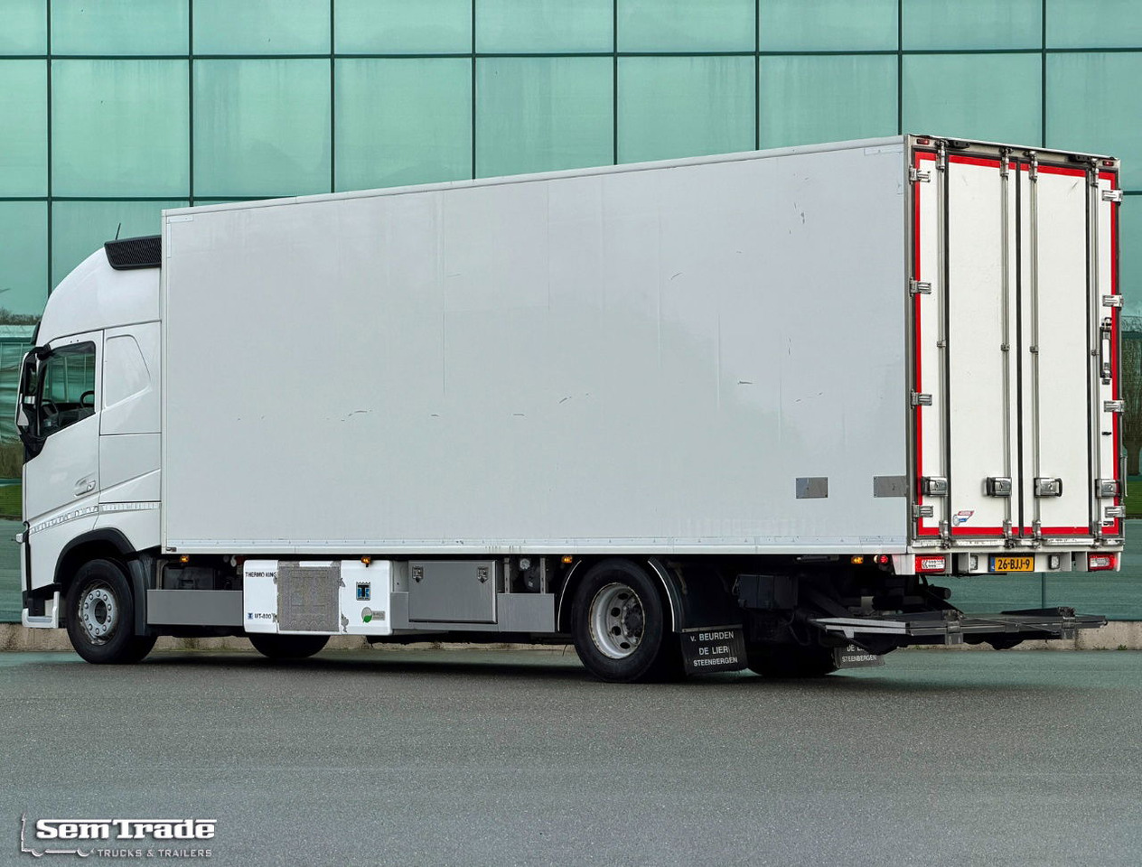 Volvo FH 13.460 I-Park Cool Themo King UT-800 VAN Beurden BOX Tail Lift TOP Condition NL-Truck - Külmutiga veoauto: pilt 3 Volvo FH 13.460 I-Park Cool Themo King UT-800 VAN Beurden BOX Tail Lift TOP Condition NL-Truck - Külmutiga veoauto: pilt 3