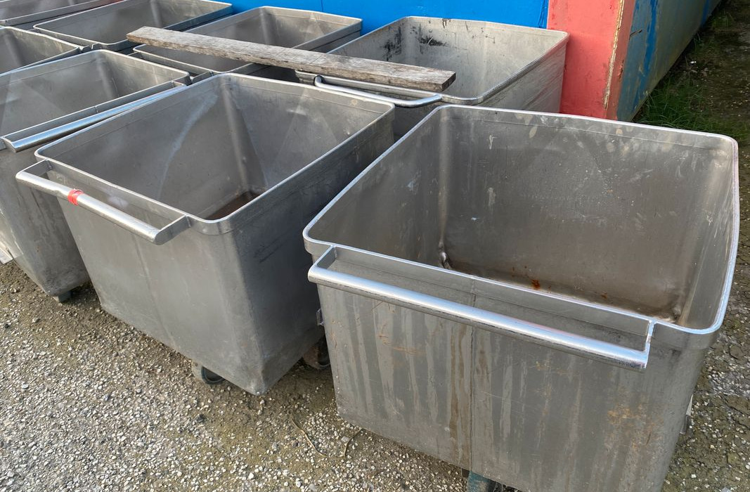 Tanks à lait inox, Bacs inox diverses dimensions,Plonges inox,armoires inox,reserves eau pluviale, - Säilitusmahuti: pilt 4 Tanks à lait inox, Bacs inox diverses dimensions,Plonges inox,armoires inox,reserves eau pluviale, - Säilitusmahuti: pilt 4