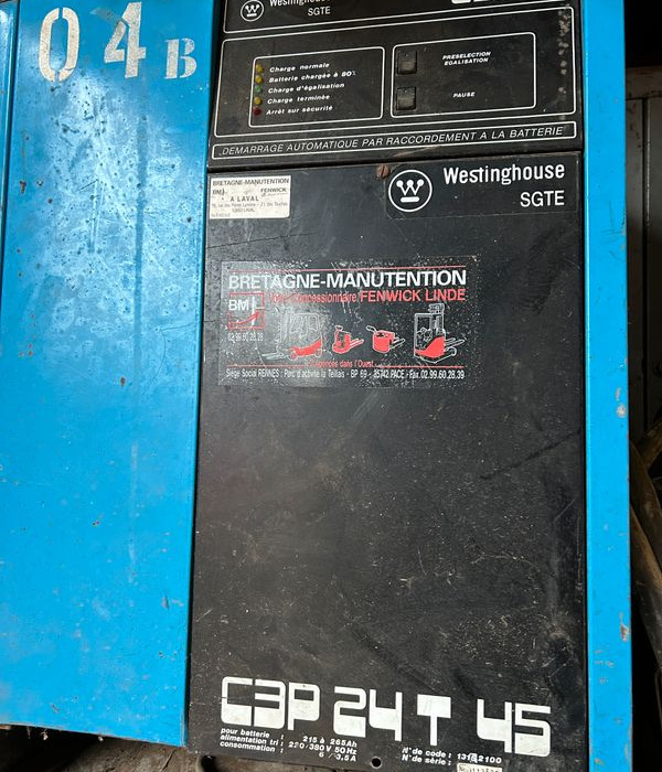 Chargeurs de batteries de traction pour elevateurs , transpalettes , gerbeurs electriques - Tööstusmasin: pilt 4 Chargeurs de batteries de traction pour elevateurs , transpalettes , gerbeurs electriques - Tööstusmasin: pilt 4