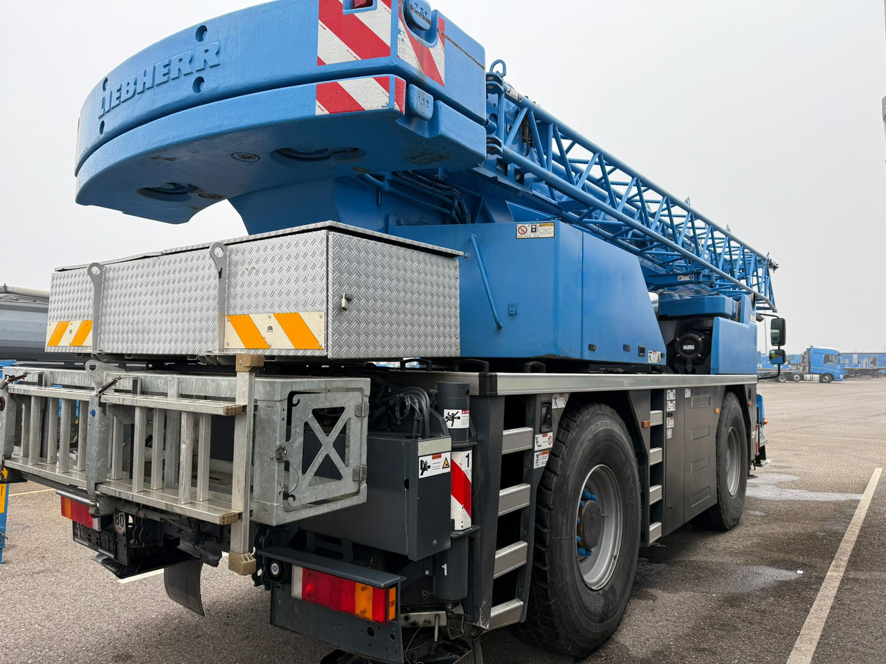 LIEBHERR LTM 1030-2.1 - Autokraana: pilt 3 LIEBHERR LTM 1030-2.1 - Autokraana: pilt 3