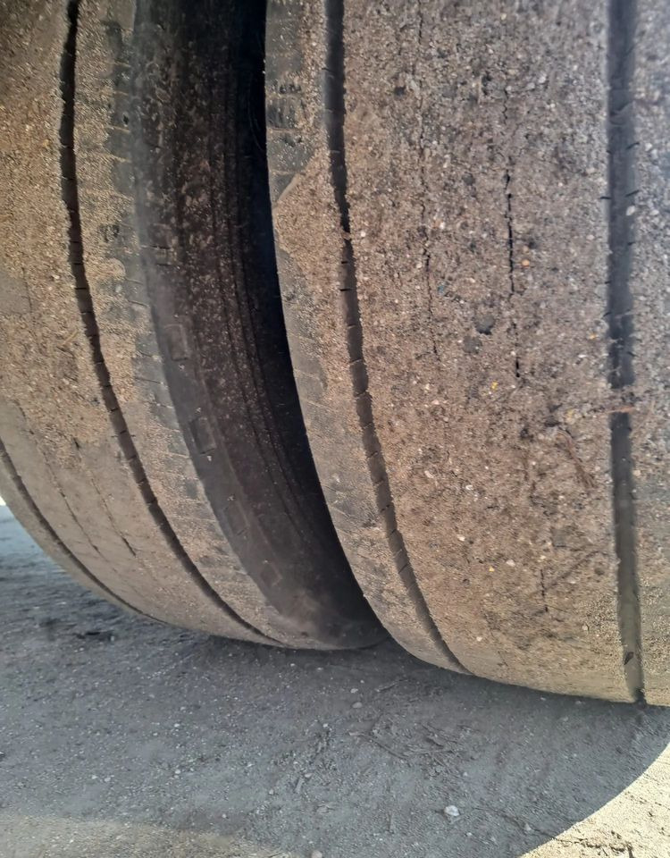 Huffermann Przyczepa Schmitz do hakowca - Multilift/ Liftdumper haagis: pilt 5 Huffermann Przyczepa Schmitz do hakowca - Multilift/ Liftdumper haagis: pilt 5